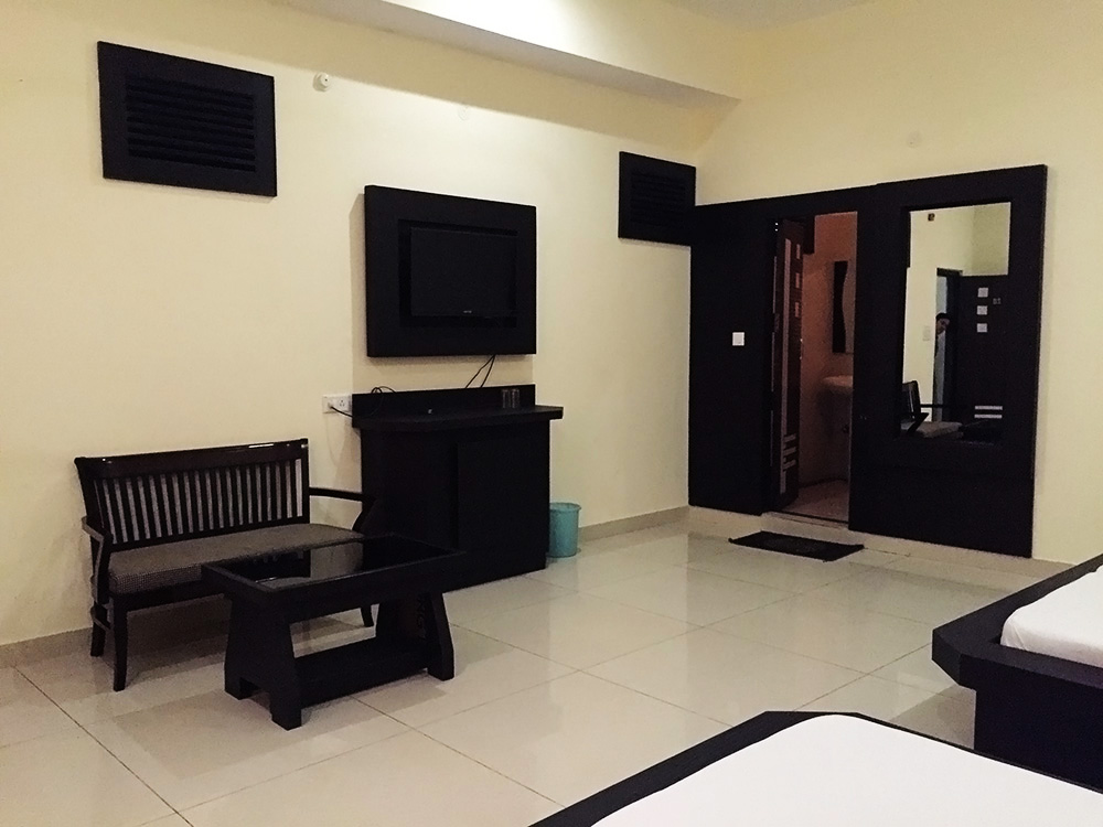 Family Deluxe Suite. Hotel near Chintpurni Mandir