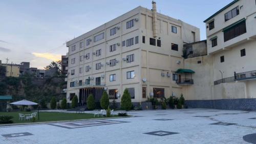 Hotel-The-Pride54